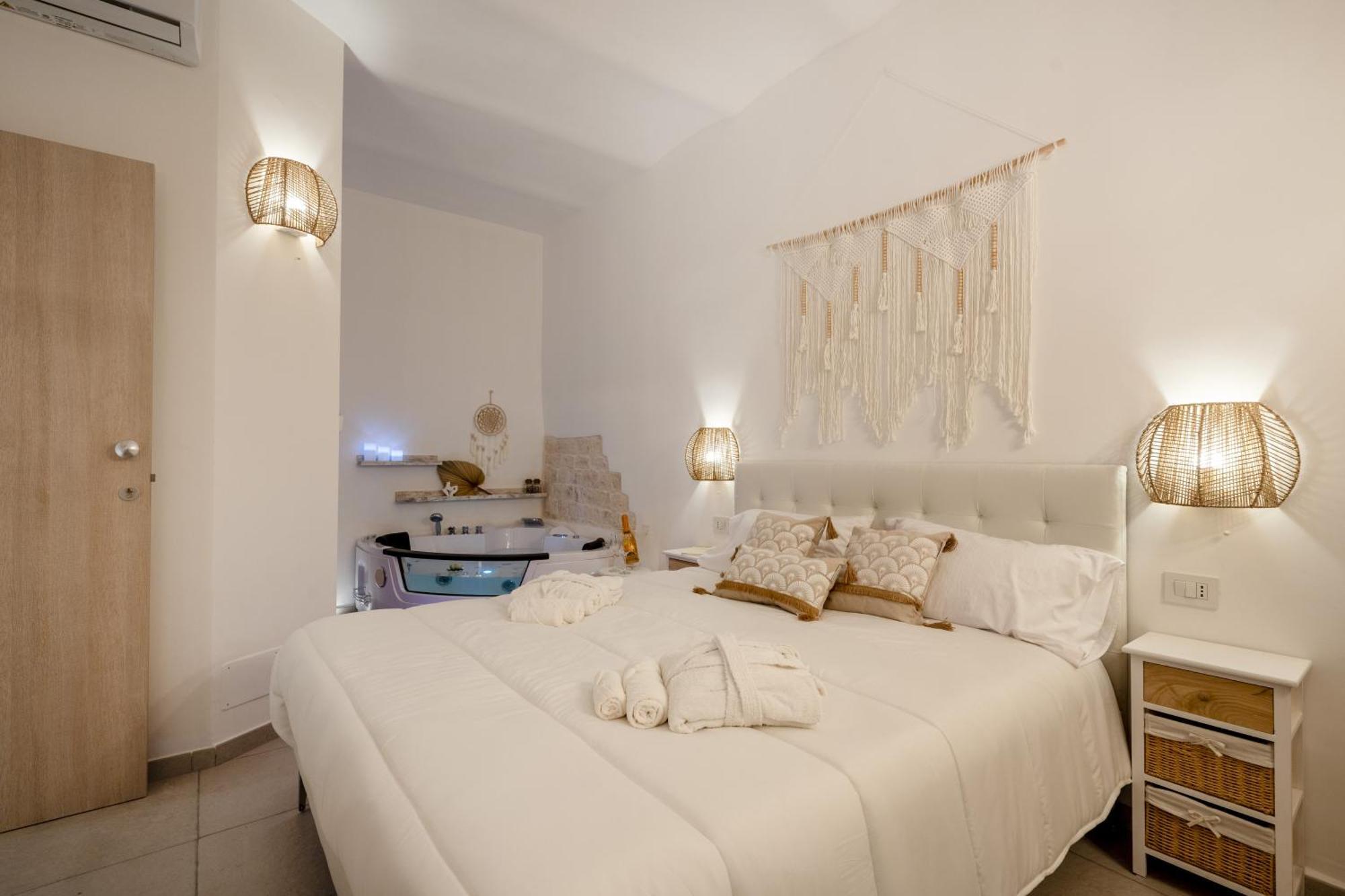 Dimora Giulia Luxury Suite And Room Castellana Grotte Exterior photo