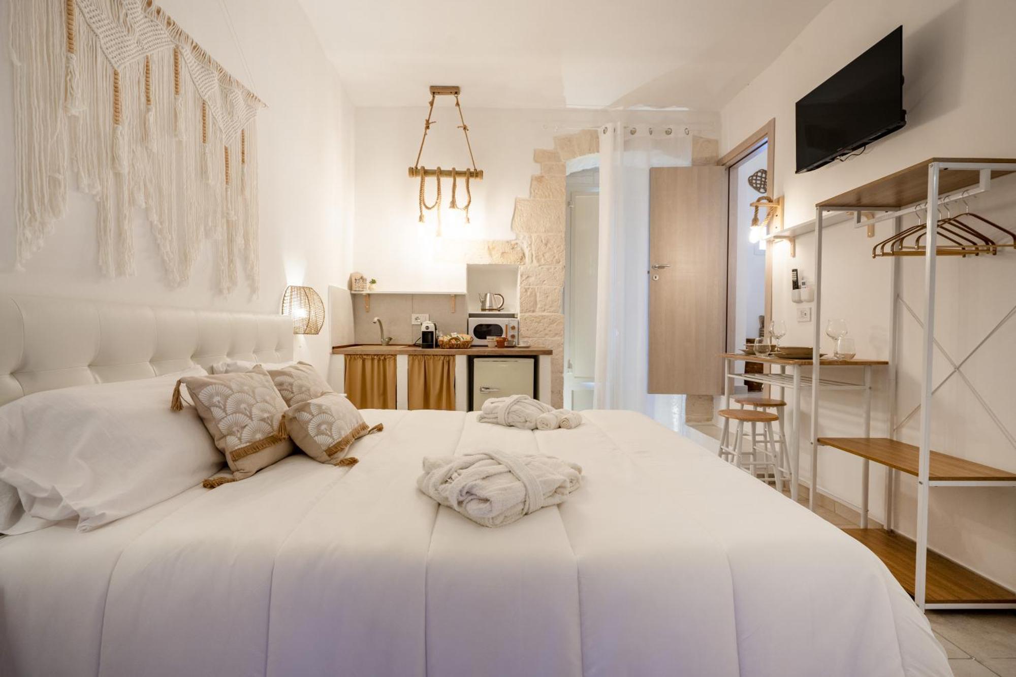Dimora Giulia Luxury Suite And Room Castellana Grotte Exterior photo