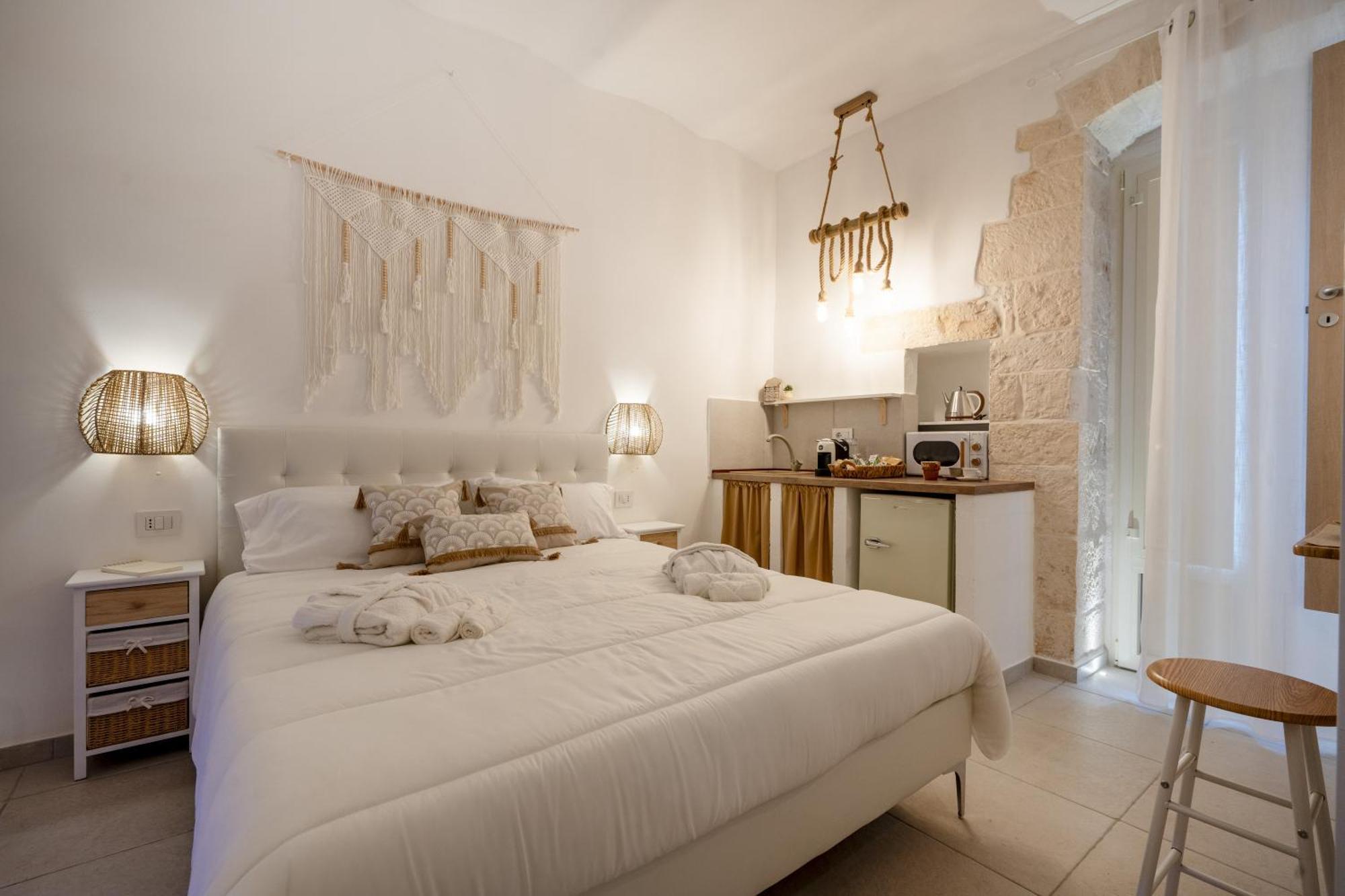 Dimora Giulia Luxury Suite And Room Castellana Grotte Exterior photo